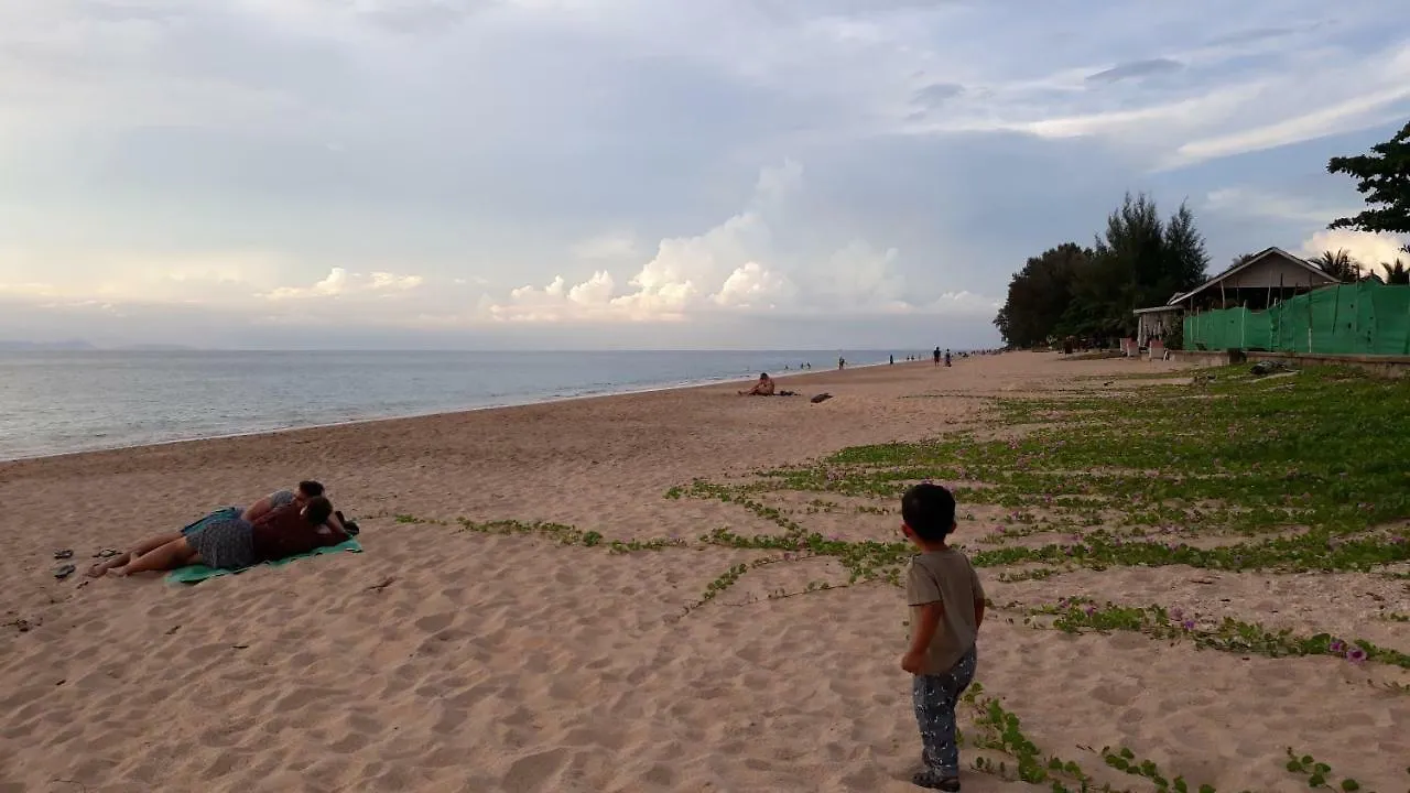 **  Fill - Feel @ Long Beach Resort Koh Lanta Thailand