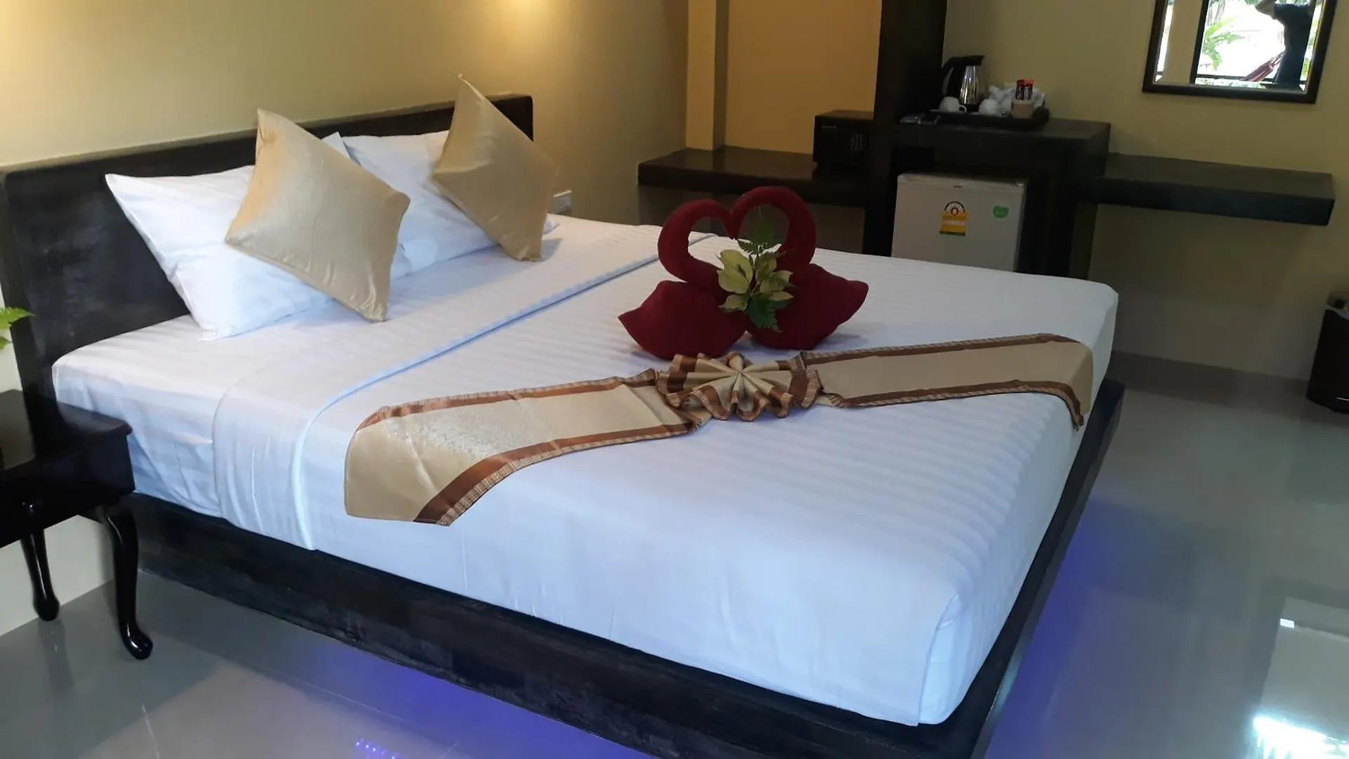 קו לנטה Fill - Feel @ Long Beach Resort